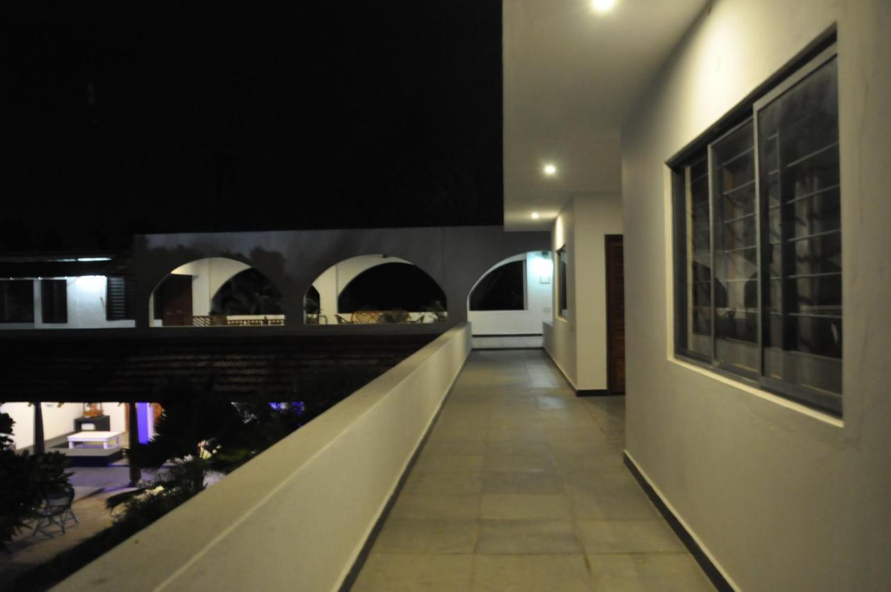 Villa Anna Pondy Пондичерри Экстерьер фото